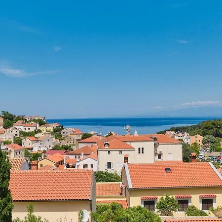 Sea View Apartment Sandra In Mali Lošinj Exteriér fotografie